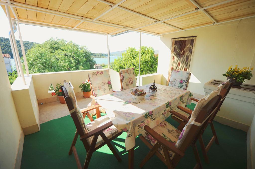 Apartment Karla Jadrtovac 部屋 写真